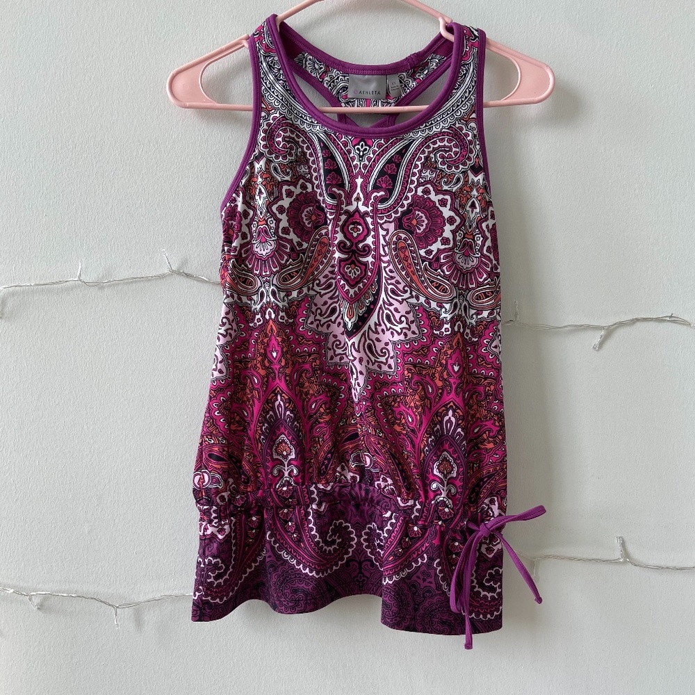 10/$15 Athleta Tic Tac Toe Built in Bra Tank Top size pink purple white XS